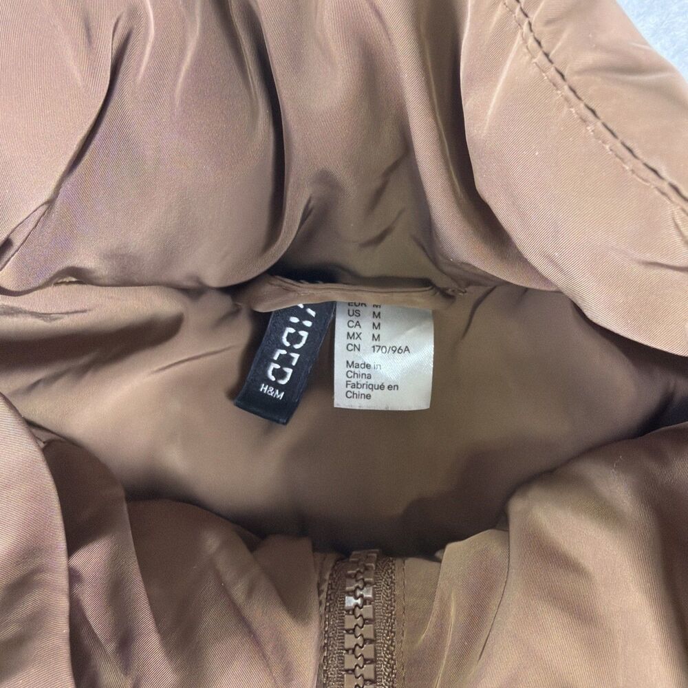 Brown H&M Cropped Puffer Vest Size Medium Chocolate Earth Tone Gorpcore - Picture 2 of 7